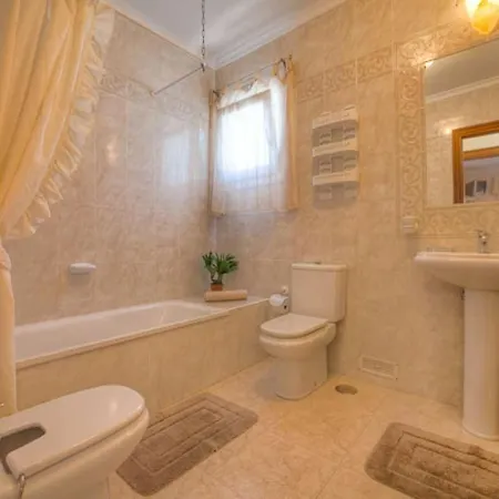 Villa Puerto Del Carmen Sleeps 7 Pool Wifi Puerto del Carmen (Lanzarote)