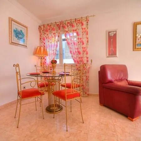 Puerto Del Carmen Sleeps 7 Pool Wifi Villa