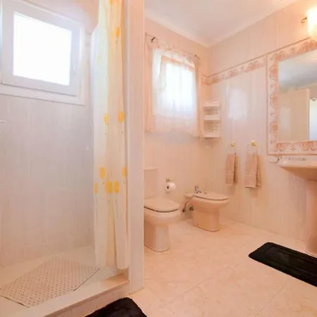 Puerto Del Carmen Sleeps 7 Pool Wifi Villa *